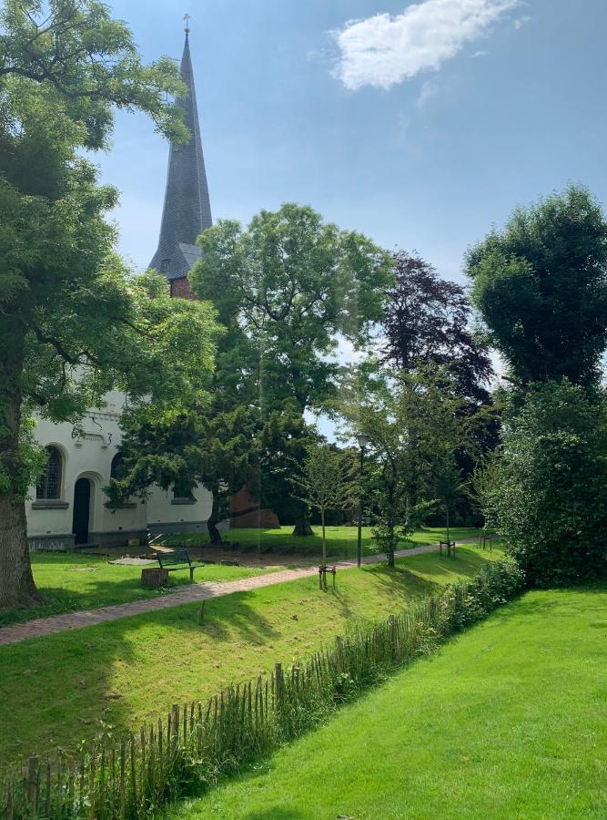 Zuidhorn Pastorie Tijdverblijf المظهر الخارجي الصورة